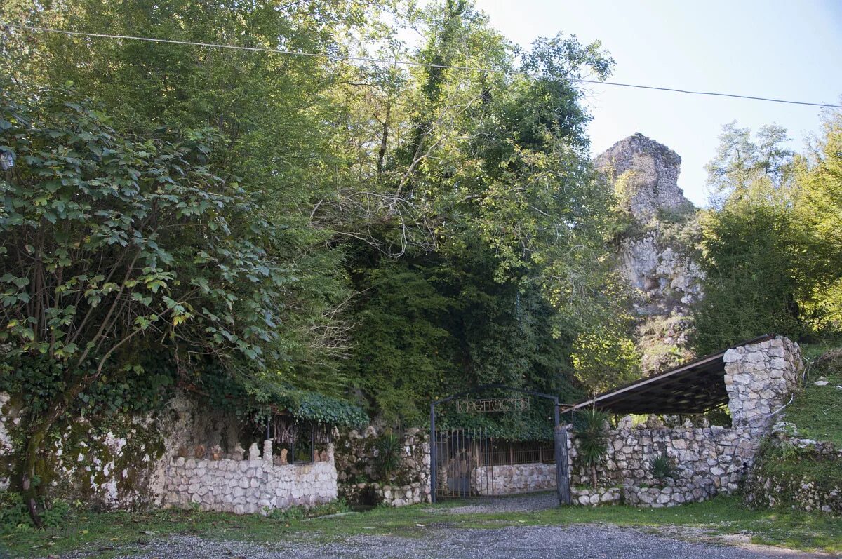 Winejetabkhazia гудаутский район село калдахуара фото Крепость села Абгархук. - DRIVE2