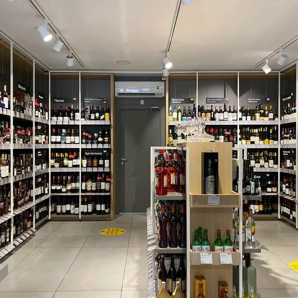 Winestyle садовая сухаревская ул 13 15 фото Winestyle - Toko Anggur di Москва