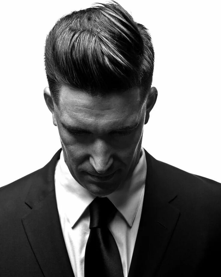 Wolf cut стрижка мужская @mattyconrad on Instagram: "A gentleman is really just a patient wolf..." Mens h