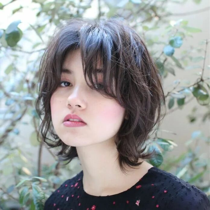 Wolf cut стрижка женская на короткие волосы Wolf Cut: il nuovo taglio capelli 2021 tra mullet e shag Hair inspiration short,