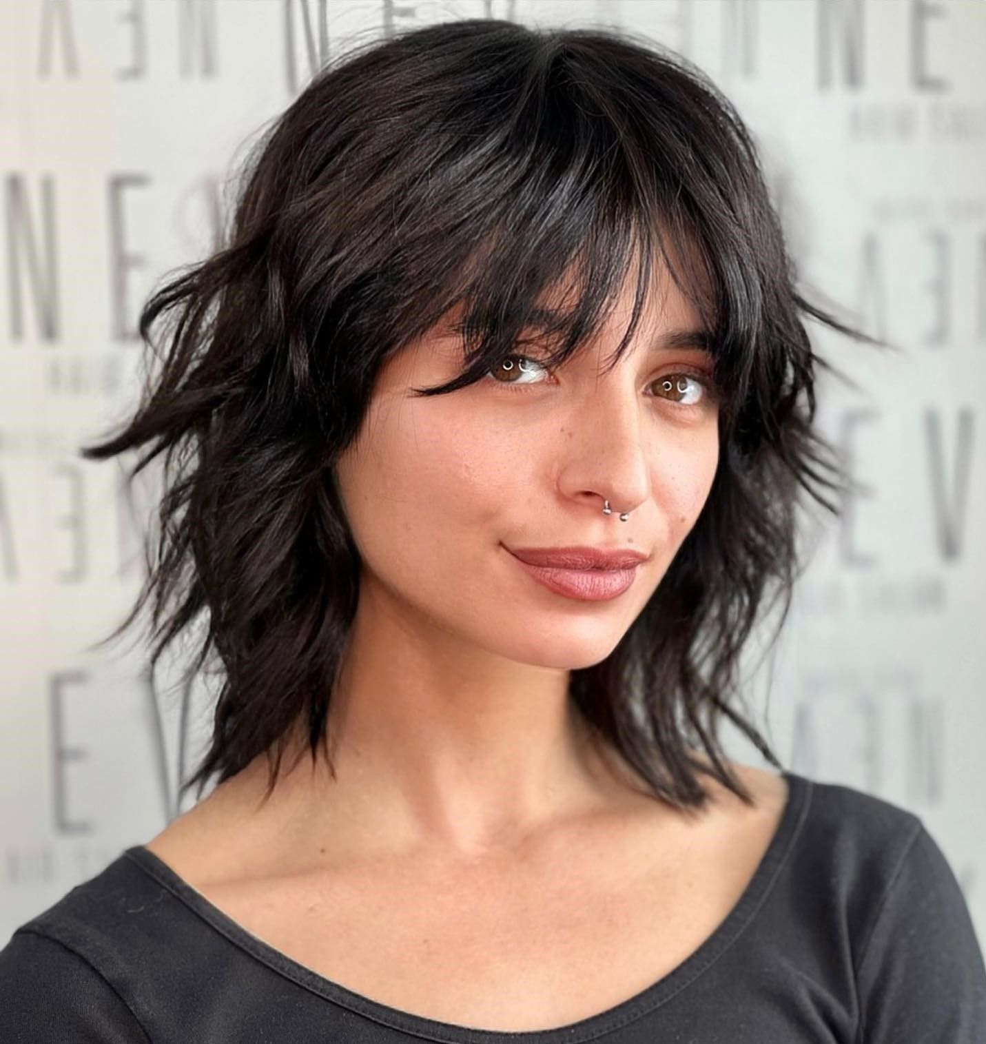Wolf cut стрижка женская на средние волосы 40 Best Wolf Cut Hair Ideas for 2024 - Hair Adviser Short shag haircuts, Thick h