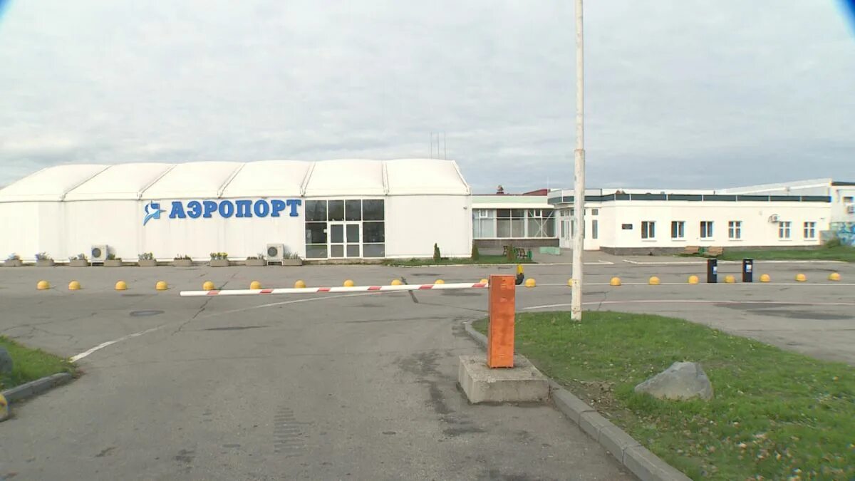 Woofpark костромская ул 15а село туношна фото Ярославский аэропорт "Туношна" вновь принял самолеты, летевшие в Москву - Вести 