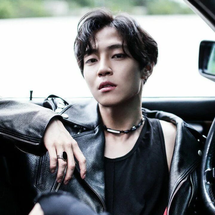 Woosung певец фото Kim Woo Sung reveals tracklist for upcoming debut mini-album 'WOLF' Woo sung, Ro