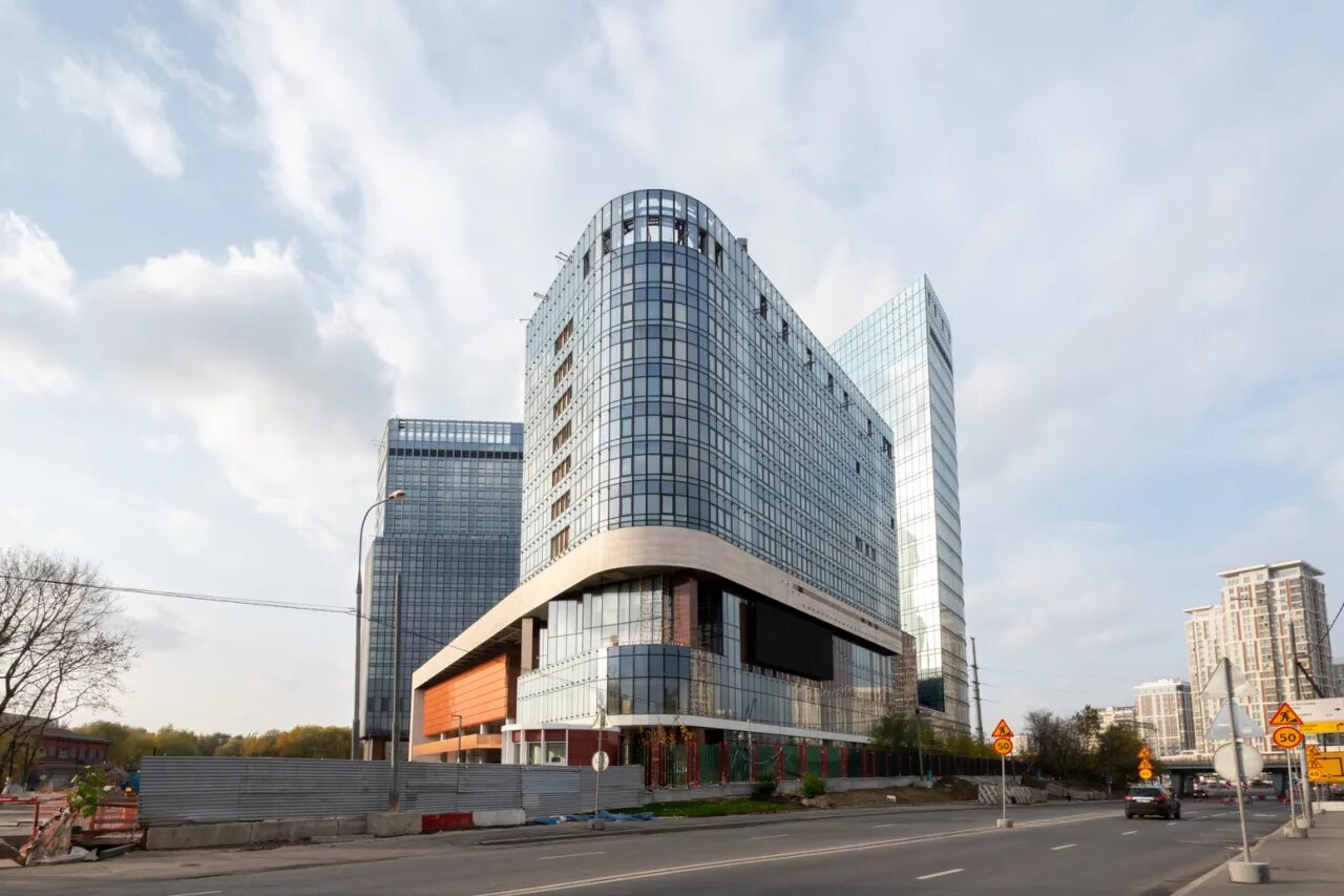 World class ул вильгельма пика 16 фото Парк Хуамин
