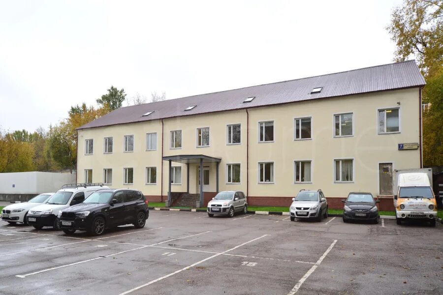 Wow загородное ш 36 2с4 оренбург фото Аренда особняка 1552 кв.м. в Москве, Загородное ш., 7, кор. 5 стр 1, снять здани