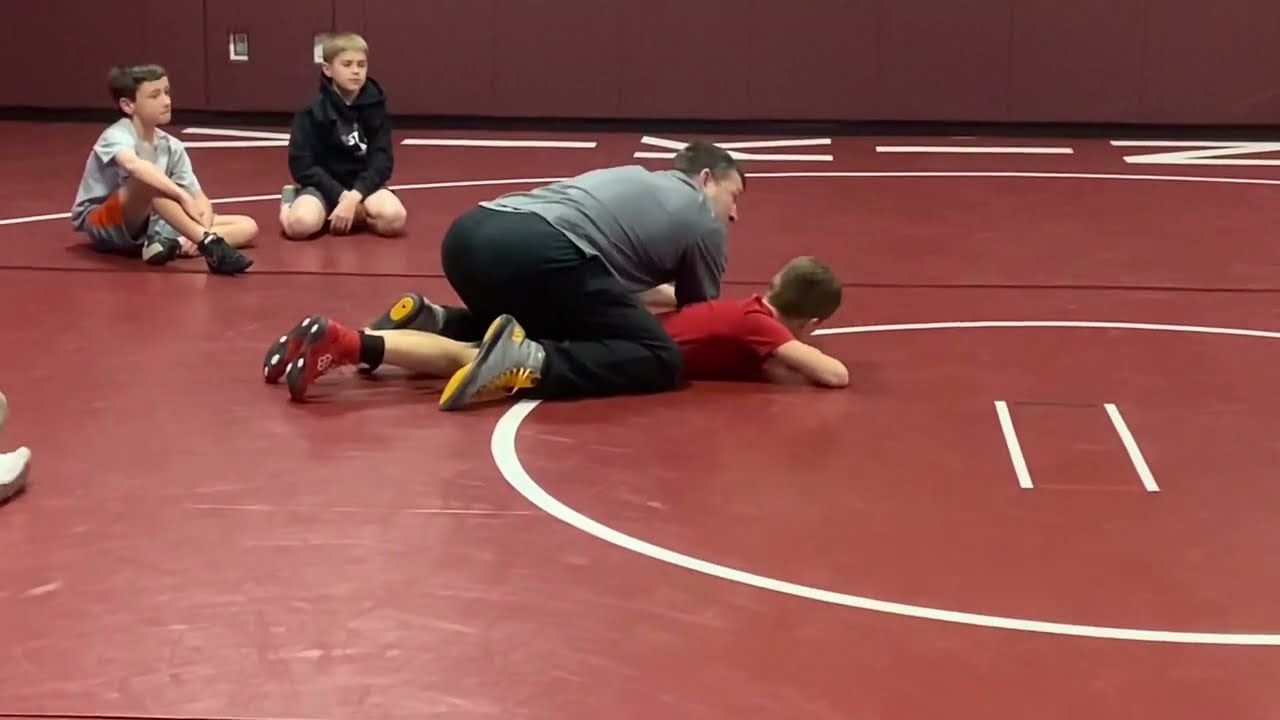 Wrestling kids пролетарский просп 7 фото Guillotine or Twister from broken down opponent - YouTube