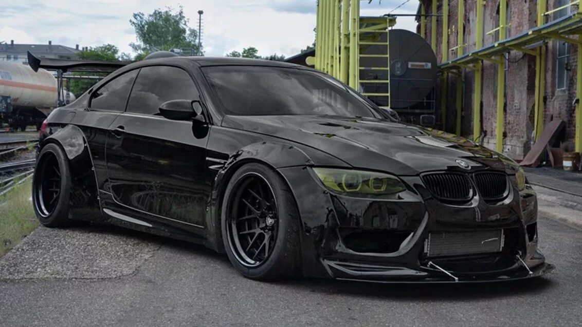 Wst тюнинг для бмв Liberty Walk Supercharged BMW M3 E92, Beast