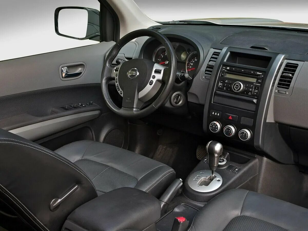 X trail фото салона Купить б/у Nissan X-Trail II Рестайлинг 2.5 CVT (169 л.с.) 4WD бензин вариатор в