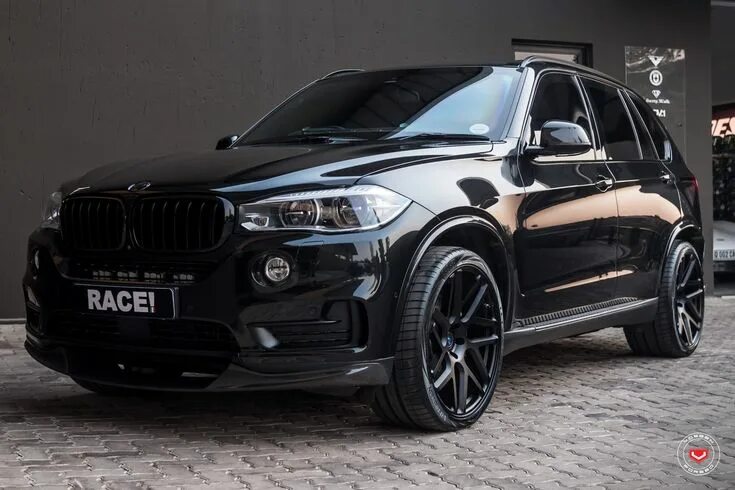 X5 тюнинг фото Blacked Out BMW X5 Gets More Serious Than Ever Bmw x5 black, Bmw x5, Bmw x5 2015