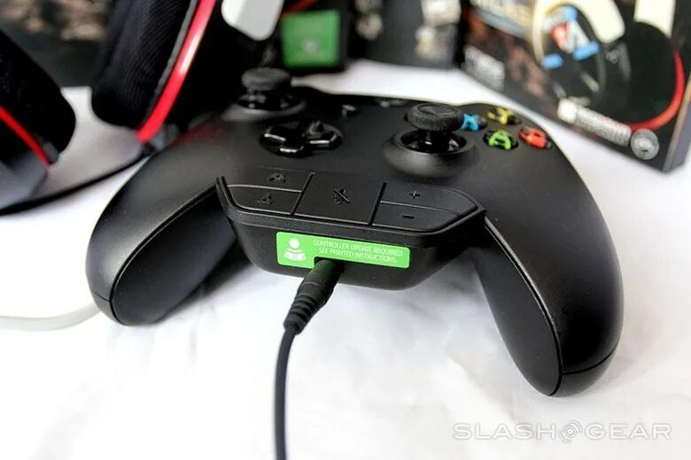 Xbox series как подключить наушники Xbox One Chat Adapter Issue Acknowledged: Microsoft Working On It - SlashGear