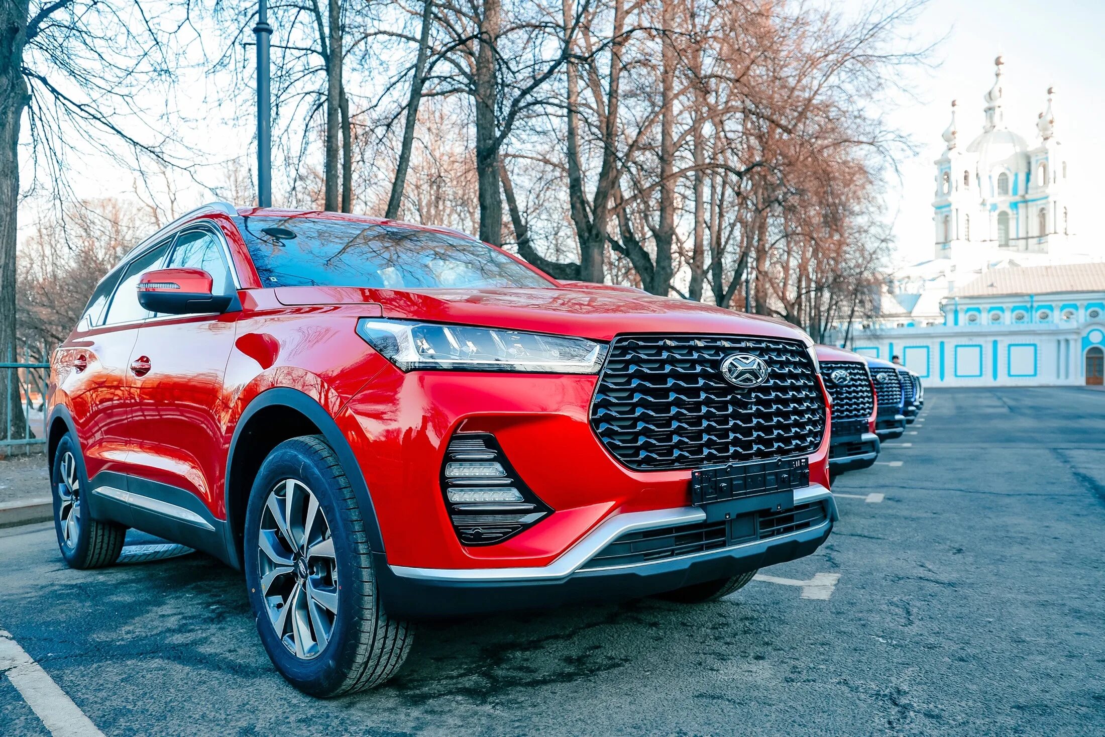 Xcite автомобиль цена фото характеристики Кроссоверы Xcite X-Cross 7 добрались до дилеров - Российская газета