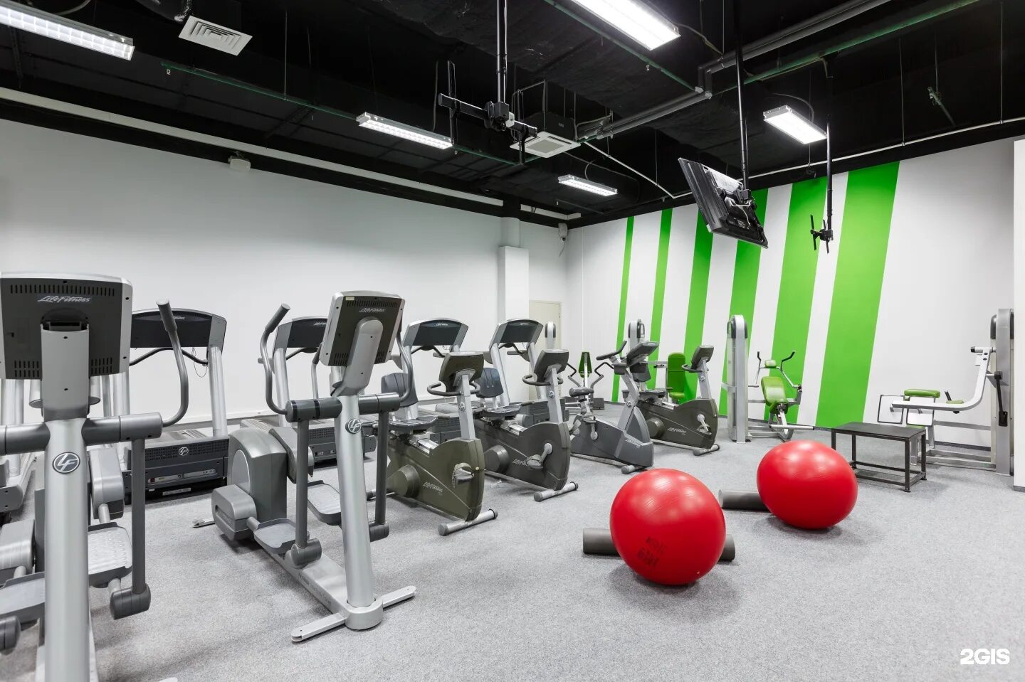 Xfit арена просп ямашева 115а фото XFIT, сеть фитнес-клубов, проспект Ямашева, 115а, Казань - 2ГИС