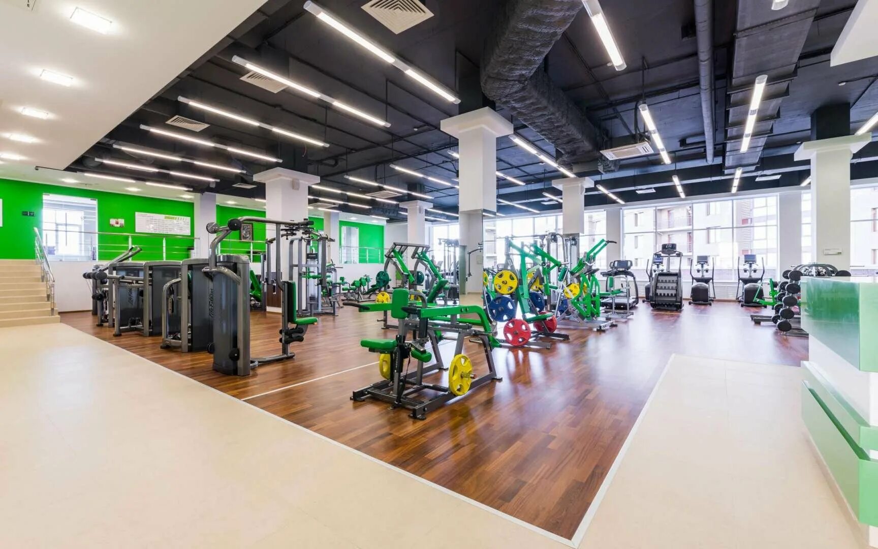 Xfit лесная ул 14 микрорайон юбилейный фото Фитнес зал Карачарово: Фотографии спортивного центра Авто-мото orion-tennis.ru