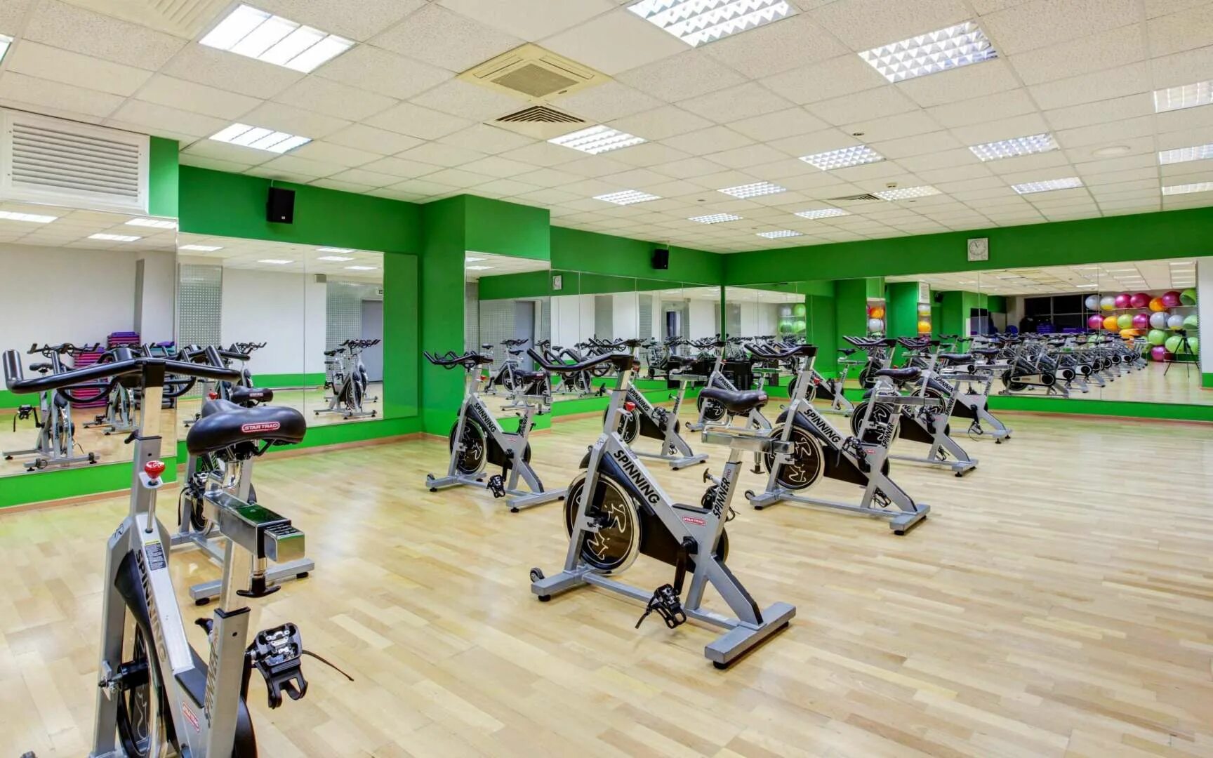 Xfit лесная ул 14 микрорайон юбилейный фото Клуб икс фит