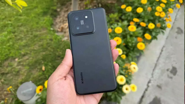 Xiaomi 15 фото Xiaomi 15 и 15 Pro тестируются с долгожданной камерой
