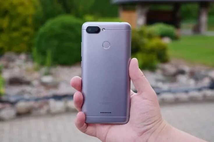 Xiaomi redmi 6 фото Realme C1 vs Redmi 6 vs Redmi 6A: Smartphone Murah Mana yang Terbaik Smartphone