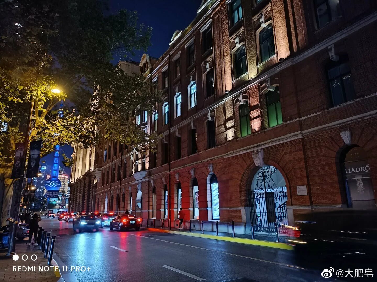 Xiaomi redmi note 13 фото с камеры Как снимает камера доступного флагмана Redmi Note 11 Pro+ ночью. Большая подборк