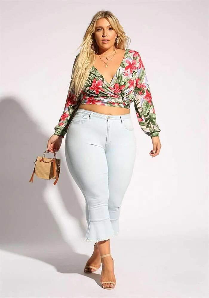 Xl мода женская одежда Plus Size Clothing Plus Size Floral Wrap Around Crop Top Debshops #PlusSizejeans