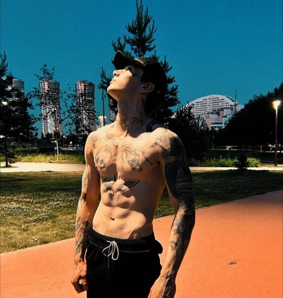 Xolidayboy сейчас как выглядит Good morning mafia. Do you play sports? XOLIDAYBOY ВКонтакте