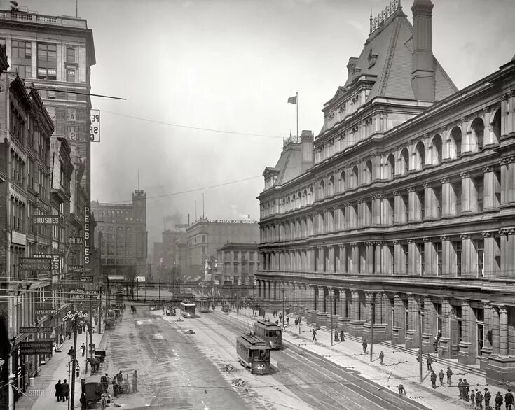 Xx век фото Cincinnati, Ohio, circa 1905. "Government Square." Convenient one-stop shopping 