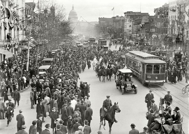 Xx век фото February 1913. Woman suffrage -- hikers arriving in Washington from New York. Ha