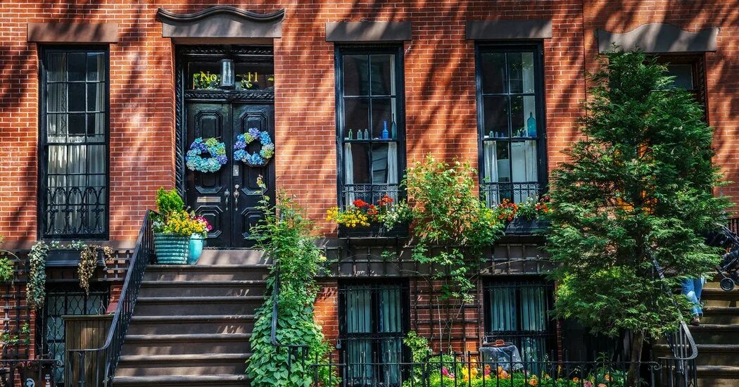 Xxi век ул кирова 1 фото Brooklyn Heights: 19th-Century Streets and 21st-Century Changes - The New York T