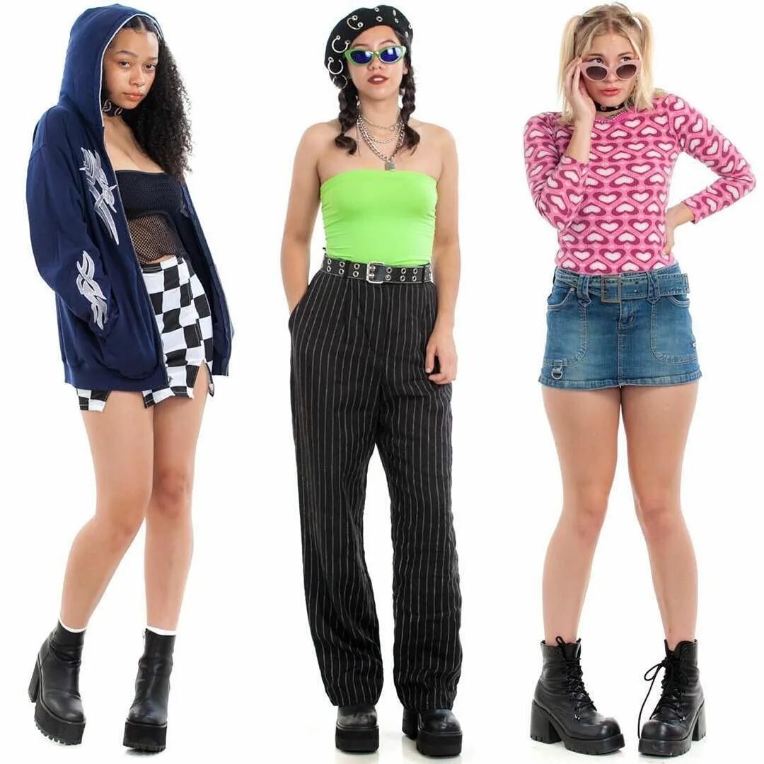 Y2k стиль женский 2024 пинтерест Yesssss Y2K looks galore up for grabs now in the shop! Y2k fashion outfit, Y2k o