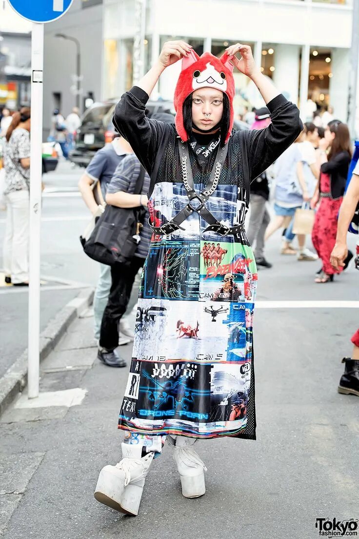 Y2k стиль женский японский Shoshipoyo in Harajuku w/ Yo-Kai Watch, DVMVGE, Devilish & YRU Tokyo fashion, Ja