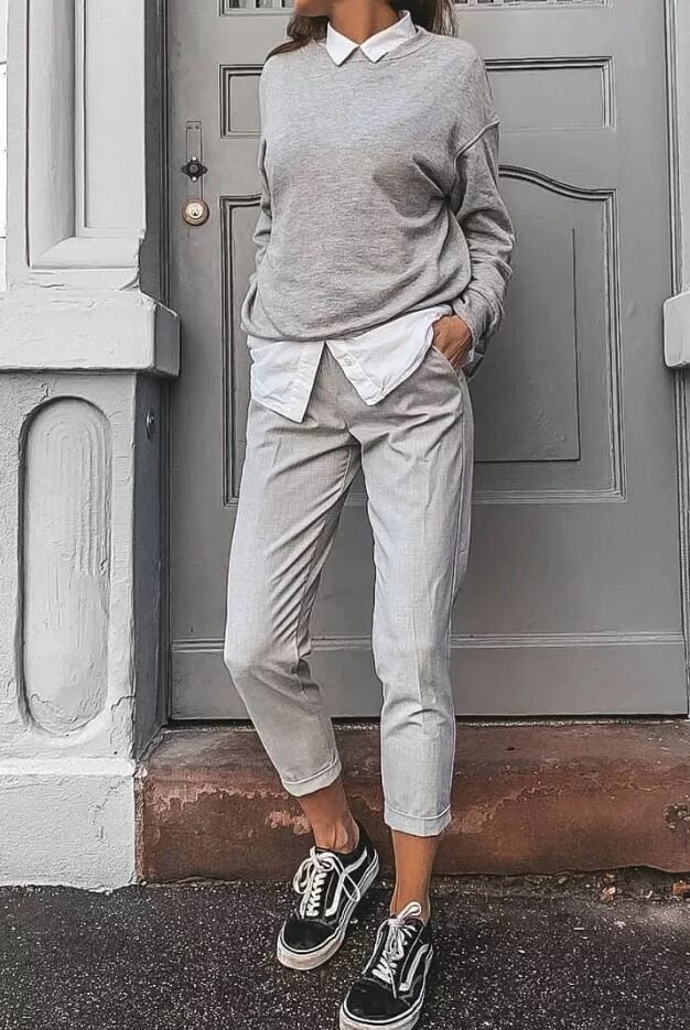Y3k стиль женский Sporty Outfits - 30 Street Style Outfits To Inspire Casual sporty outfits, Summe