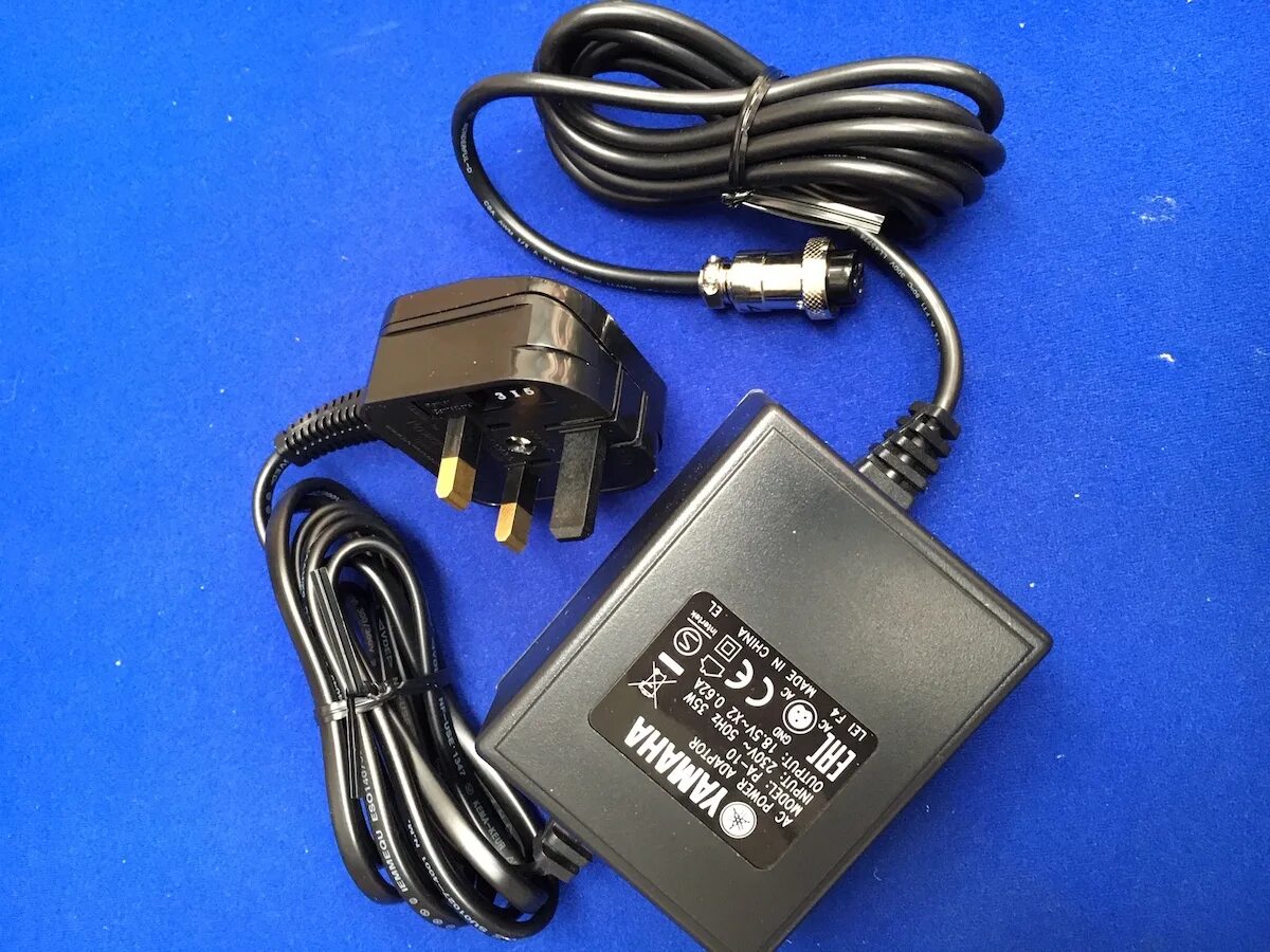 Yamaha power adapter pa 20 распайка ac Yamaha PA-10 power supply for MG Mixers 230v 18.5V AC MG8/2FX UK PLUG - Pro Audi