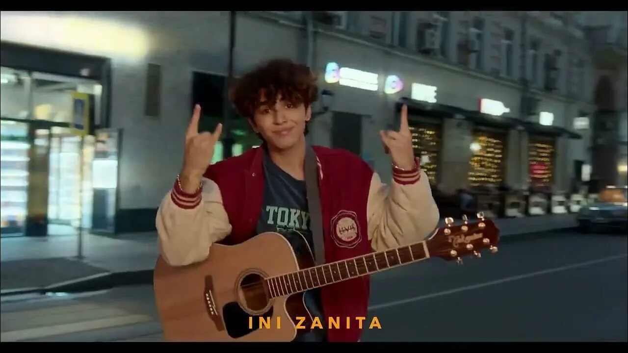 Yuzhanin фото песня Amirchik - Эта любовь/Cinta Ini (Official video, 2022) - YouTube