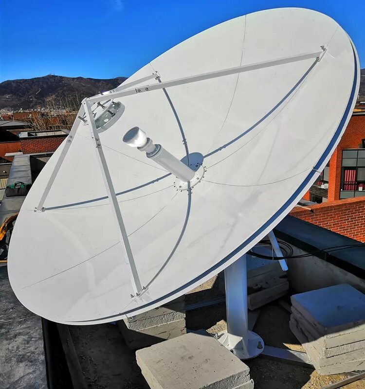 Z12mk4 морская vsat антенна фото vsat antenna 2.4M 2.4m satellite dish antenna,fixed station vsat antenna 2.4m ri