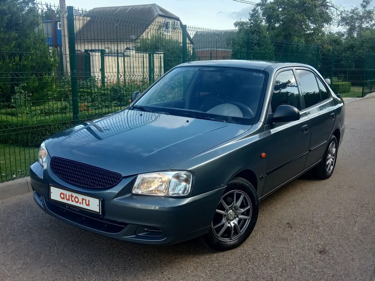 Акцент фото омск Купить б/у Hyundai Accent II Рестайлинг 1.5 AT (102 л.с.) бензин автомат в Красн