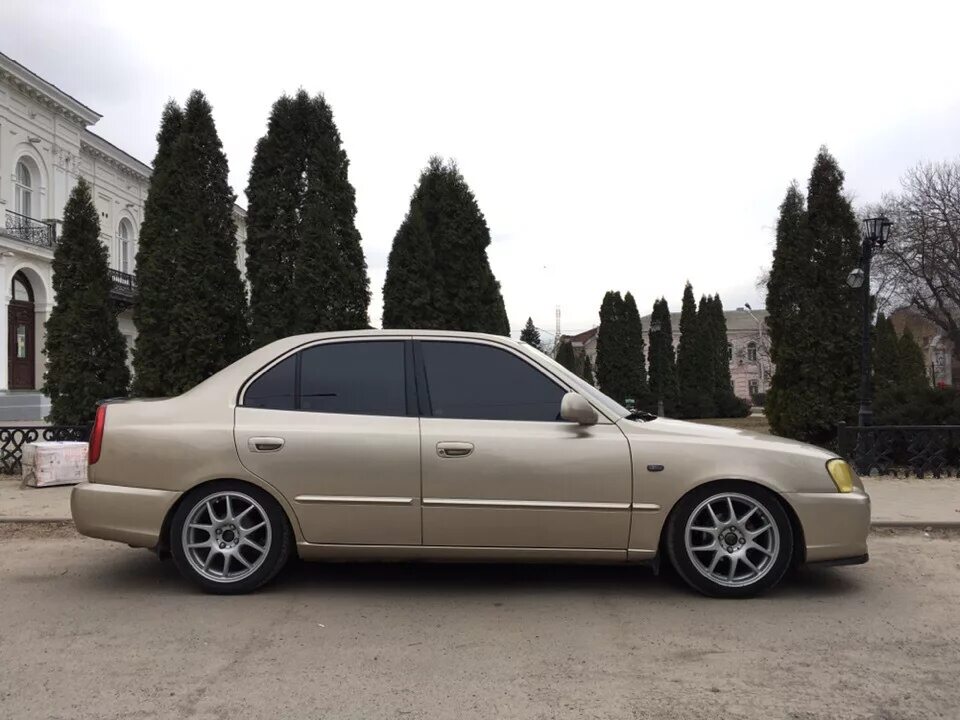 Акцент на 16 дисках фото Диски 16 повторим - Hyundai Accent (2G), 1,5 л, 2006 года колёсные диски DRIVE2
