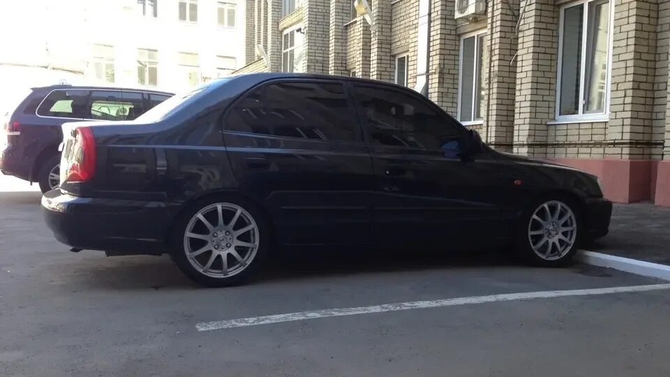 Акцент на 16 дисках фото Что за модель дисков, кто может сказать? Hyundai Accent