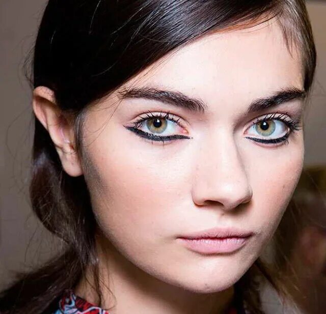 Акцент на нижнем веке макияж Pin von Traumcenter auf Wow hypnoeyes Haare, Moodboard
