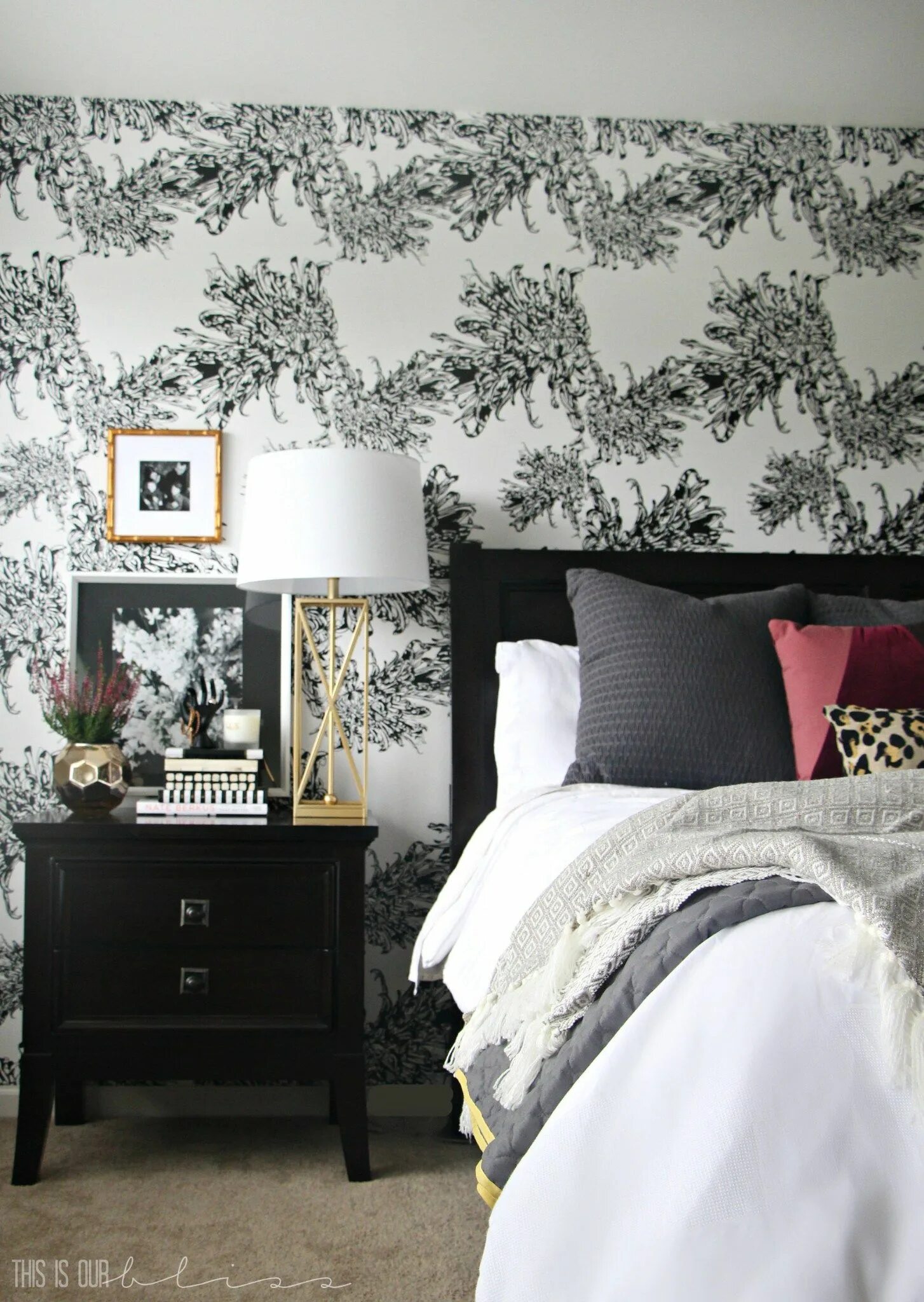 Акцент обоями в интерьере Pin on Inspiring Spaces
