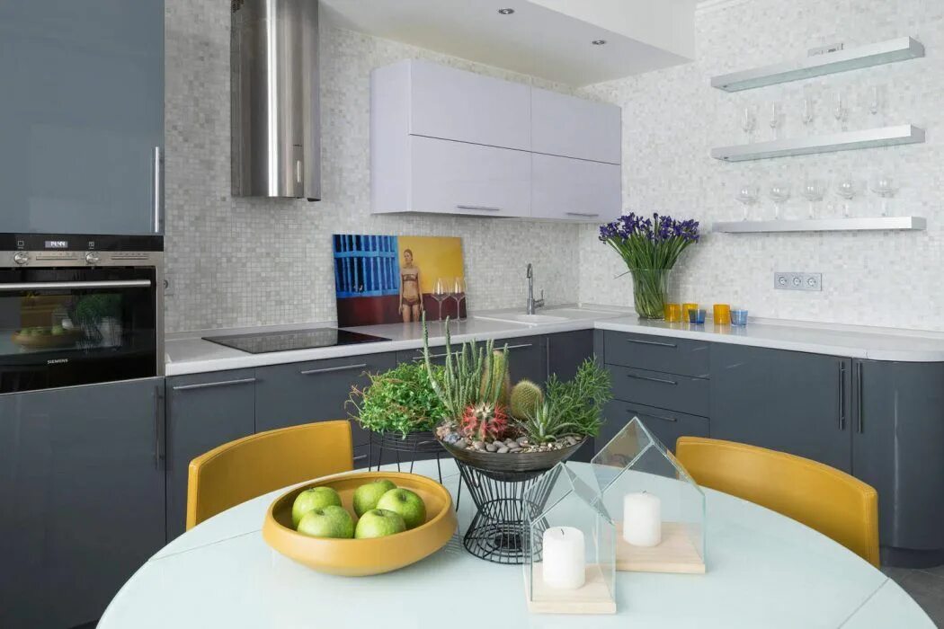 Акцент в интерьере кухни Apartment by Belyakov & Karayani Design Studio HomeAdore Apartment chic, Apartme