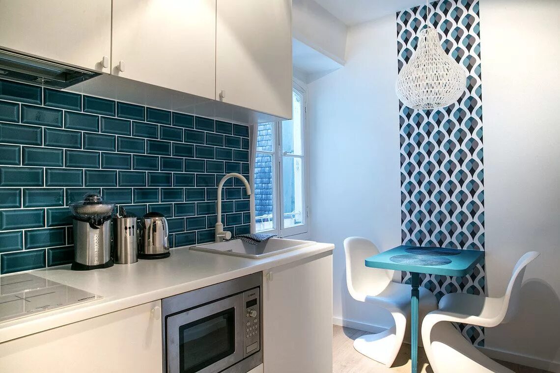Акцентная стена на кухне фото Appartement Neuilly / Seine Rue du Bois de Boulogne 18 Studio meublé, Location s