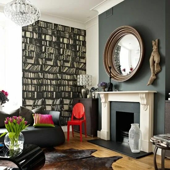 Акцентная стена в интерьере Dramatic modern living room Charcoal living rooms, Dark living rooms, Winter liv