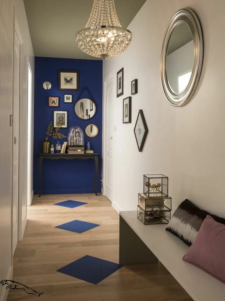 Акцентная стена в прихожей в интерьере Quelle couleur pour un couloir d’entrée - Joli Place #zuhausedekoration Home, Ho