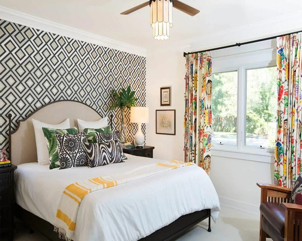 Акцентные обои в интерьере Pin by ID Ankush Mittal on Bed Interior design bedroom, Accent walls in living r