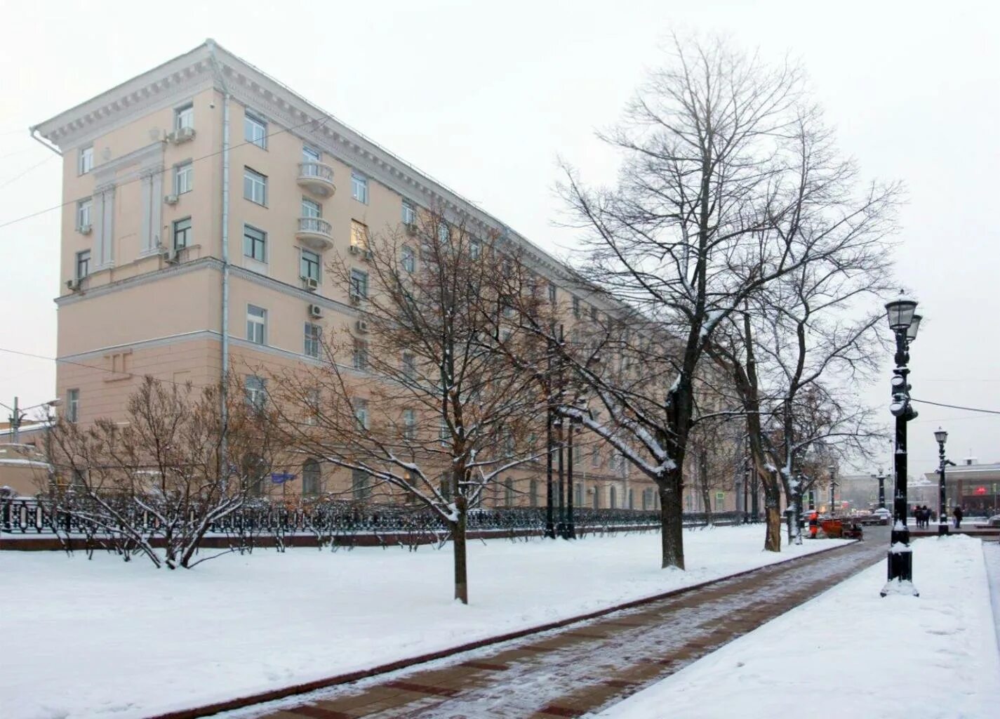 Актэм чистопрудный бул 2 москва фото Квартира площадью 202 5 кв м на Чистых прудах Москва Реализация залогового имуще