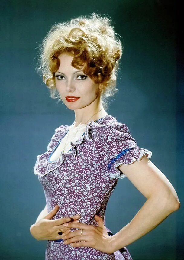 Актриса нонна терентьева фото Нонна Терентьева Beautiful actresses, Fashion, Women