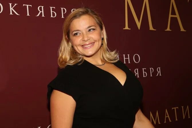 Актриса пегова фото Глаза мамины": фанаты в восторге от совместного фото Ирины Пеговой с дочерью