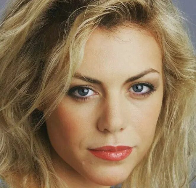 Актрисы фото до 45 Светлана Тимофеева: из психолога в звезду сериалов - творческий путь красавицы-а