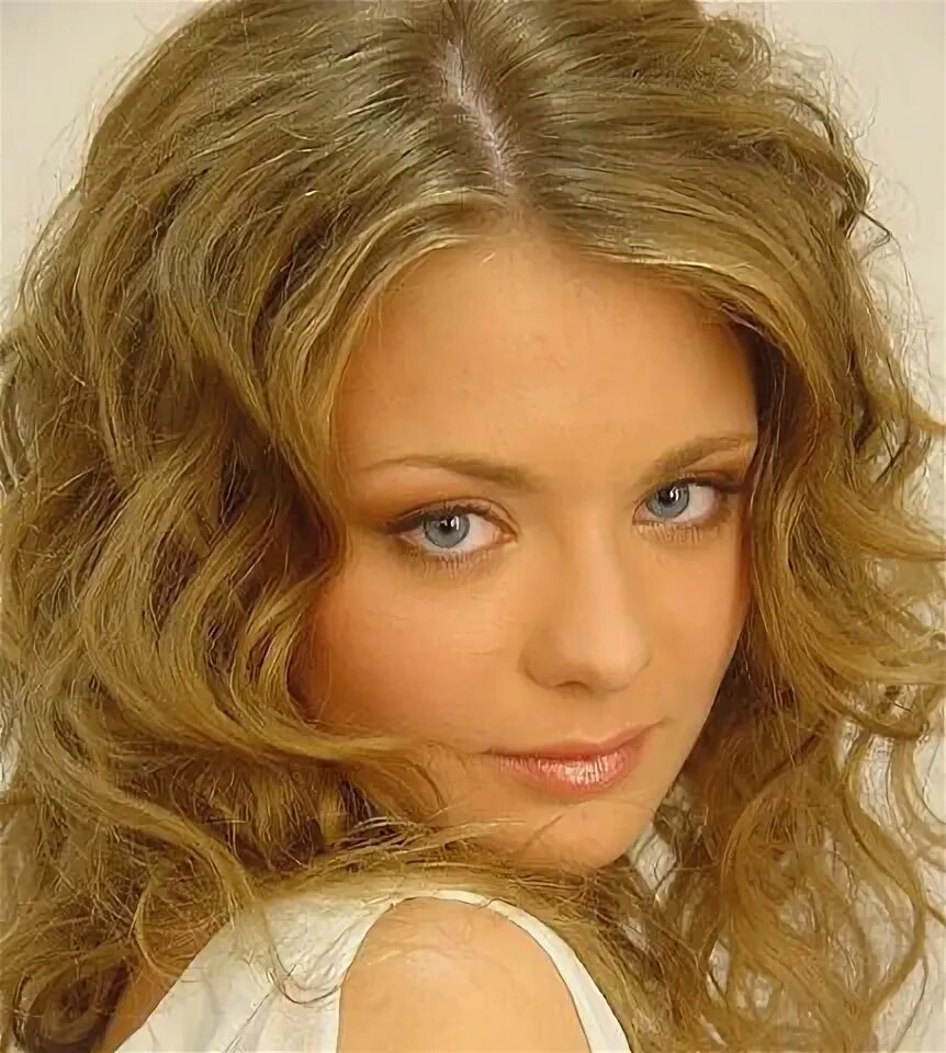 Актрисы фото и фамилии Pinterest Celebrities, Actresses, Karina