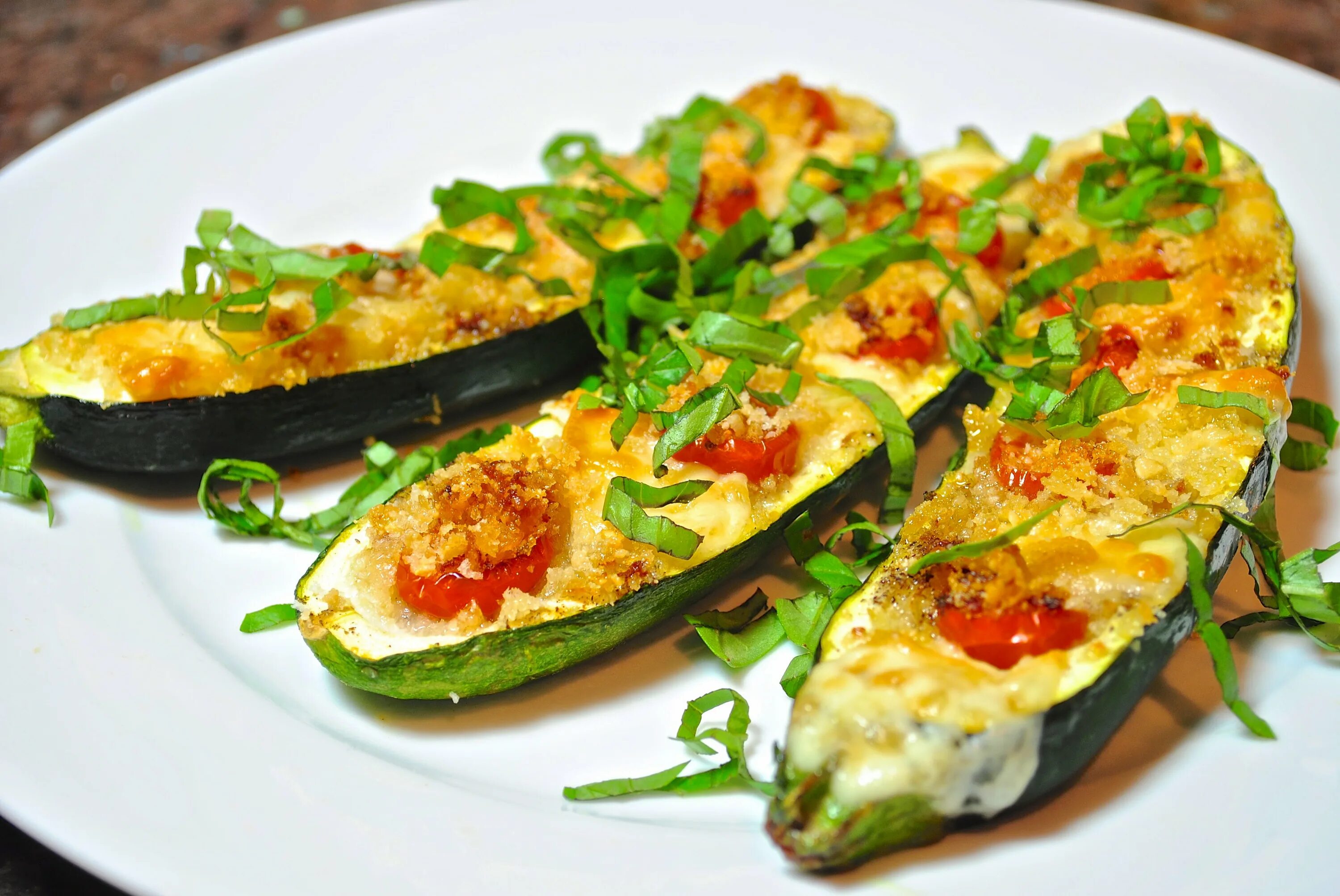 Актрисы из кабачка фото Рецепт вкусных фаршированных кабачков в духовке: найдено 90 изображений