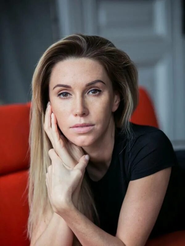 Актрисы санкт петербурга фото Актриса Екатерина Зингер ATR.ONE