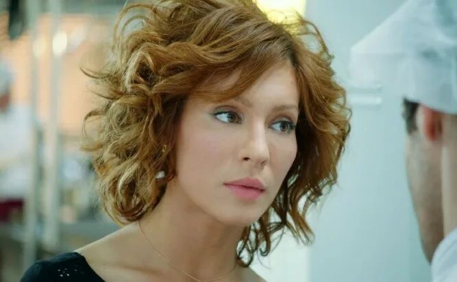 Актрисы сериала кухня фото Актриса от "Кухня" чака второ дете